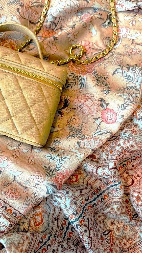 Video of Fiora lightweight wool scarf with paisley and floral print — MonBebe Singapore