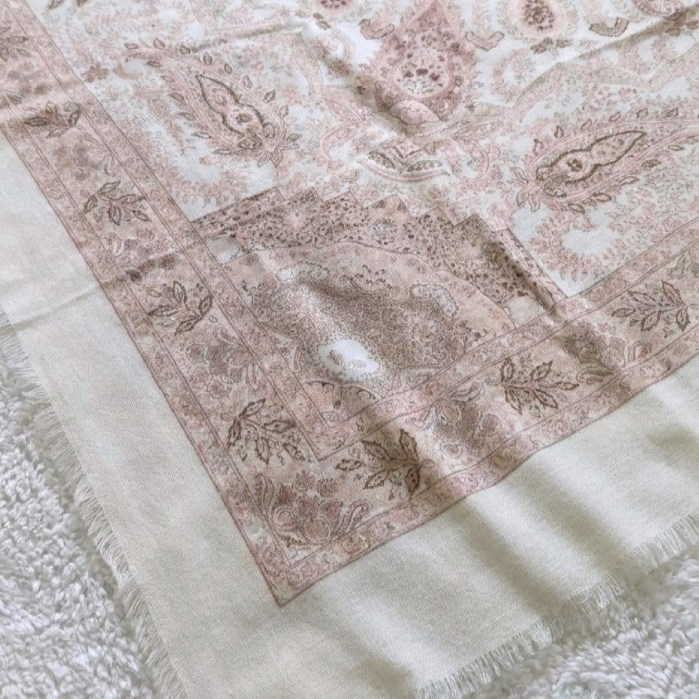 Video of Sera silk-wool paisley scarf  — MonBebe Singapore